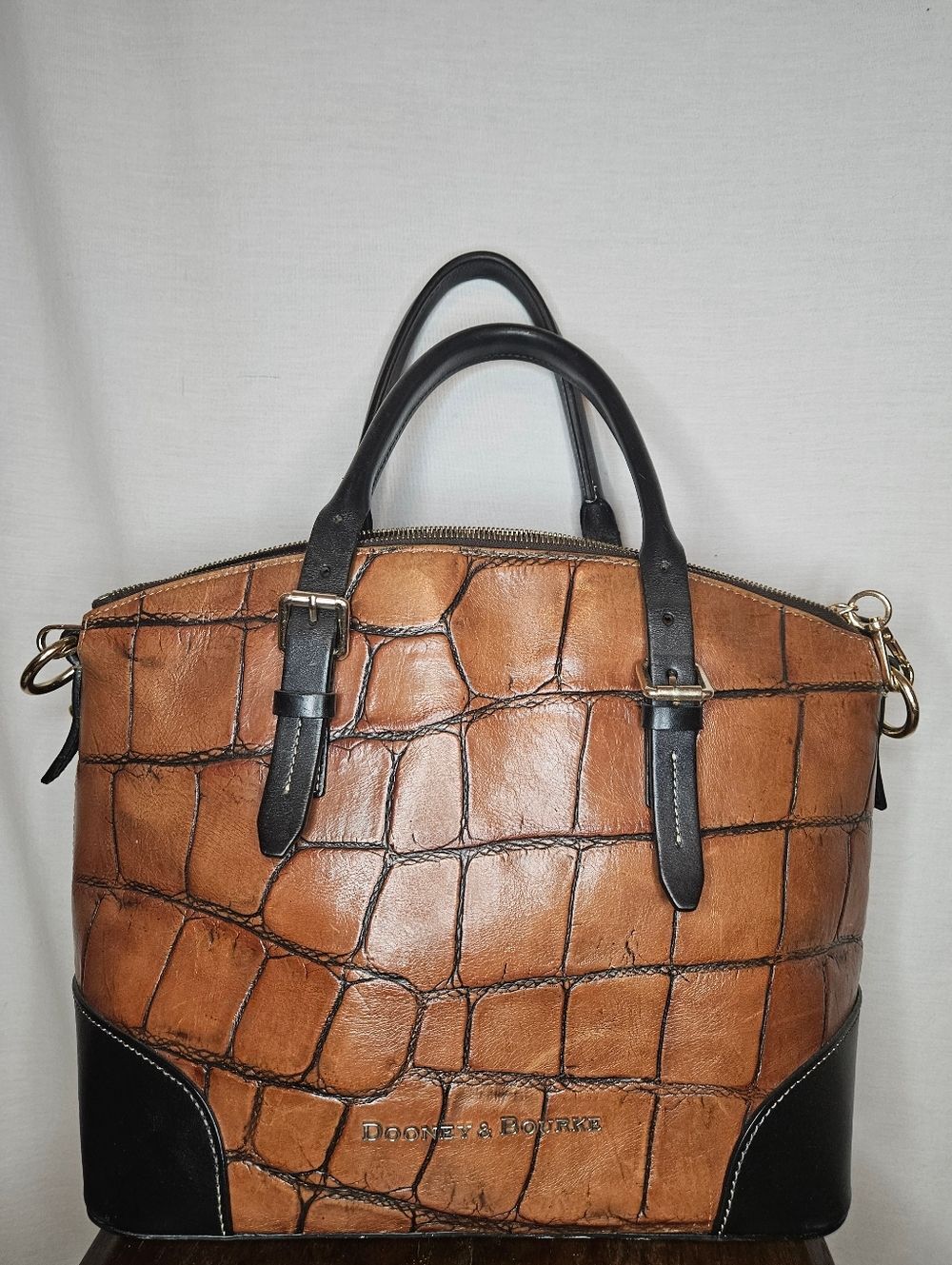 Vintage 90s Dooney And Bourke Croc Embossed Tan And Black Satchel GUC